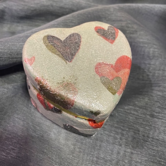 Valentine’s Vase,  Wall Sign, Keepsake Box Bundle, Love Gift, Heart Theme Bundle - Picture 7 of 7